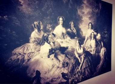 WORTH・Inventer la haute couture