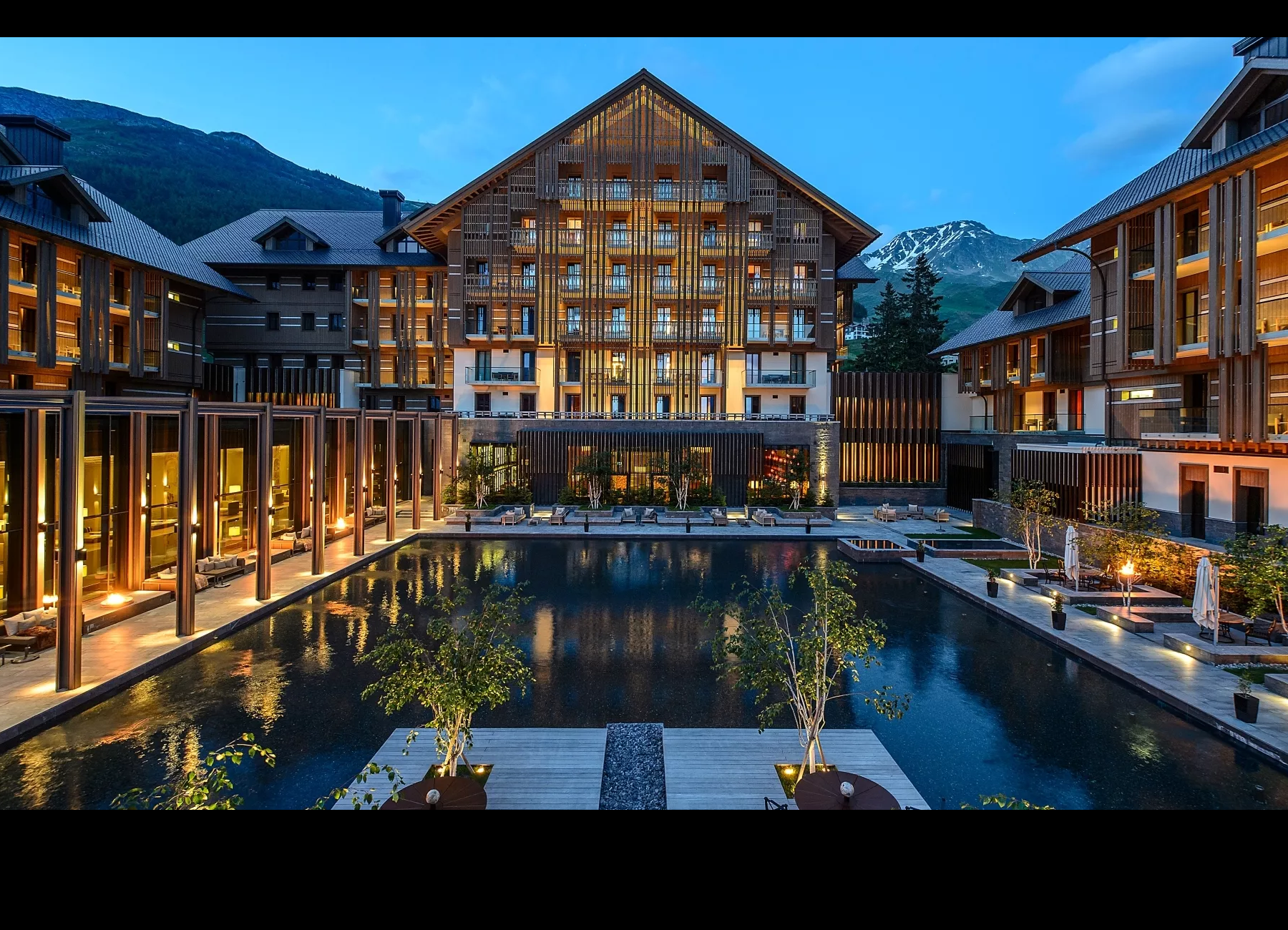 THE CHEDI ANDERMATT・